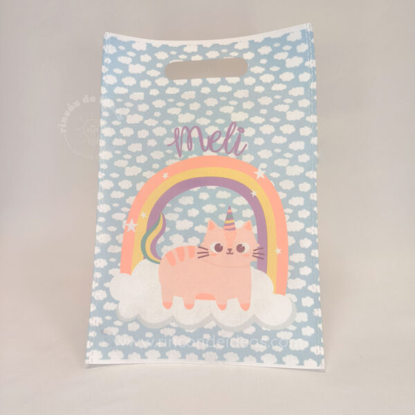 Bolsita con manija troquelada sublimada con un nombre y gatito unicornio · Curso de Sublimación