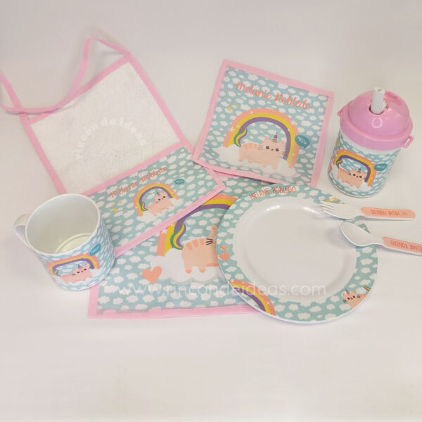 Set infantil sublimado: babero, plato, taza, vaso con sorbete y cubiertos · Curso de Sublimación