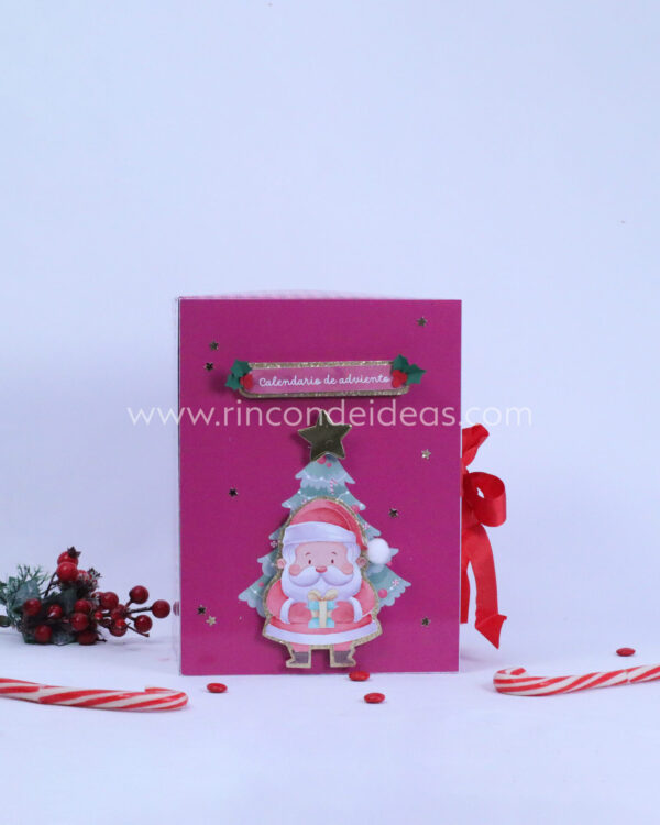 Calendario de adviento con Papá Noel, vista lejana · Masterclass de calendarios de adviento, esferas y topper
