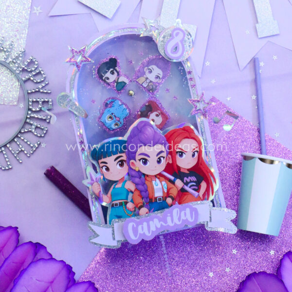 Topper shaker lila con nombre en cinta y glitter violeta · Masterclass de calendarios de adviento, esferas y topper